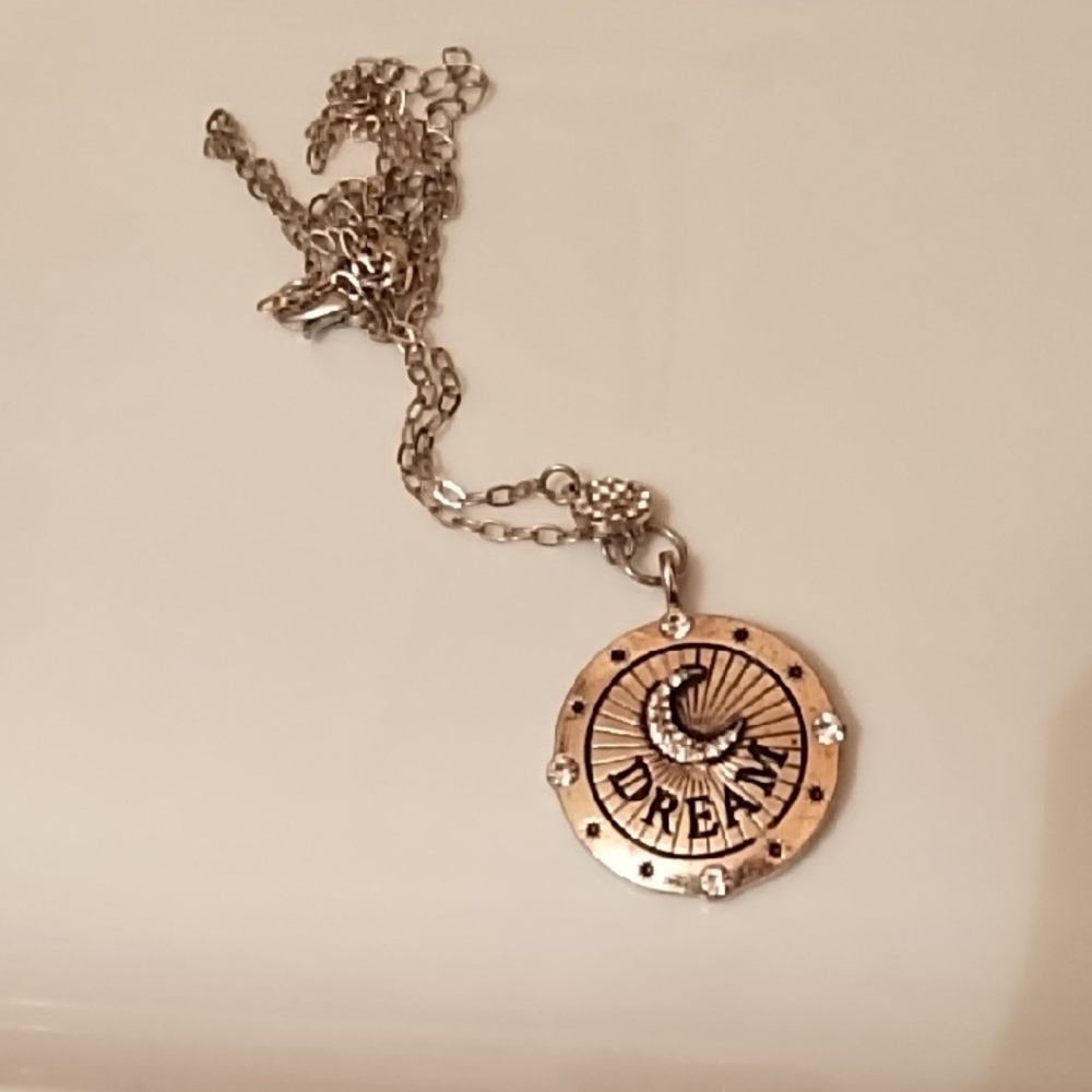 Dream Pendant Necklace in Gold Tone